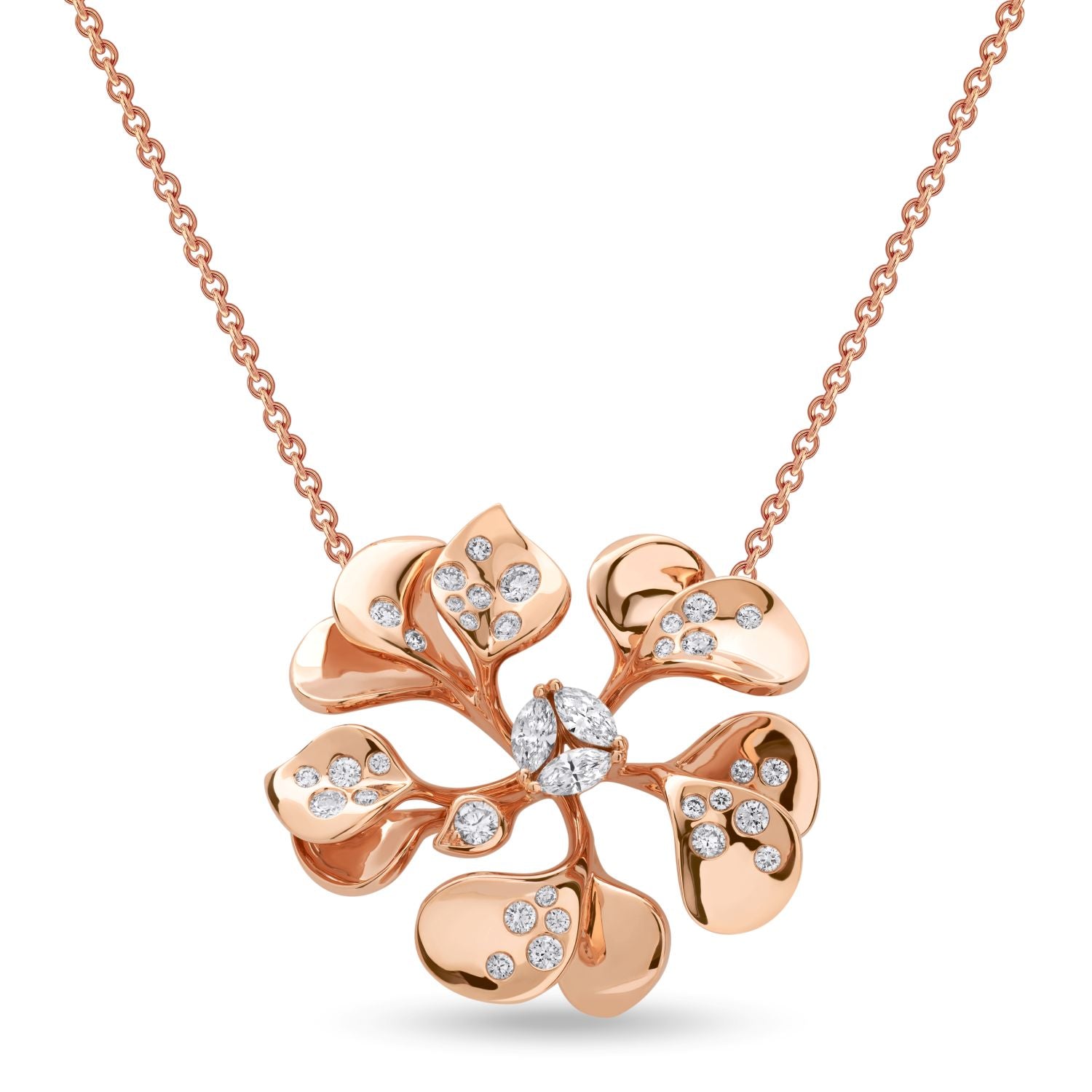 round pendant with Diamond Drops