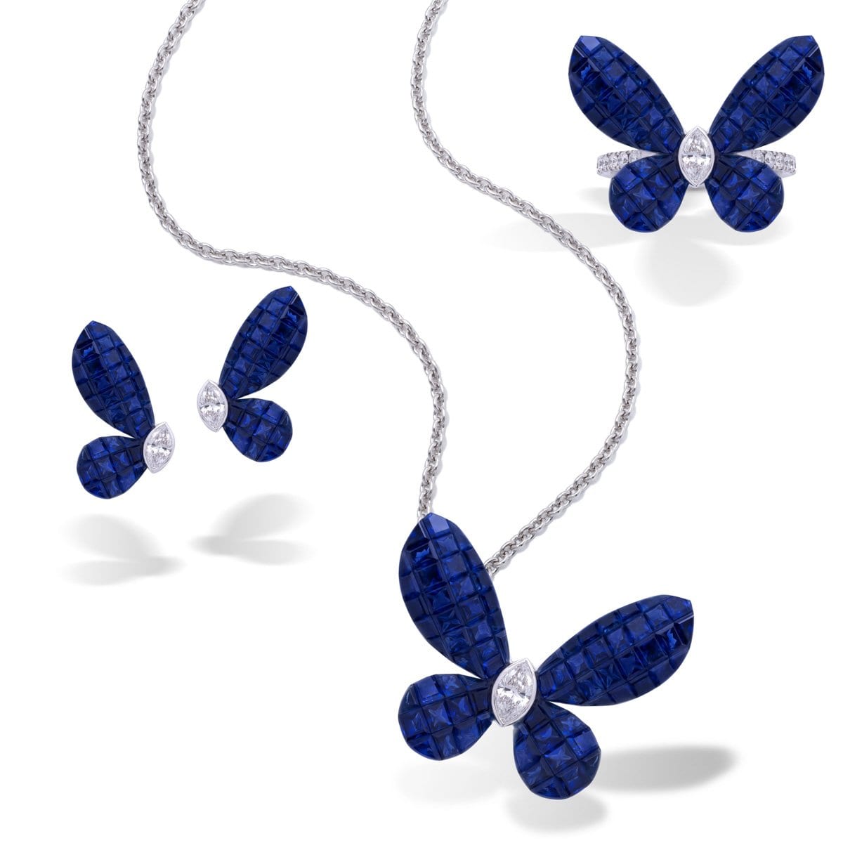 MADEMOISELLE B., round Shape Sapphire Pendant